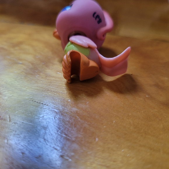 Littlest Pet Shop LPS #1219 Cockatoo Bird Pink Green Blue Eyes 2006 - Picture 12 of 13